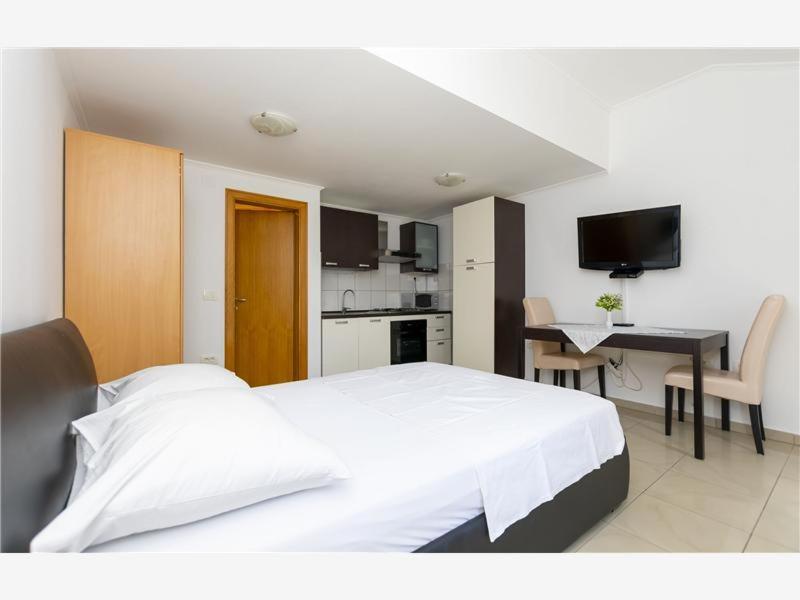 Apartmani Livajic ดูเช ภายนอก รูปภาพ