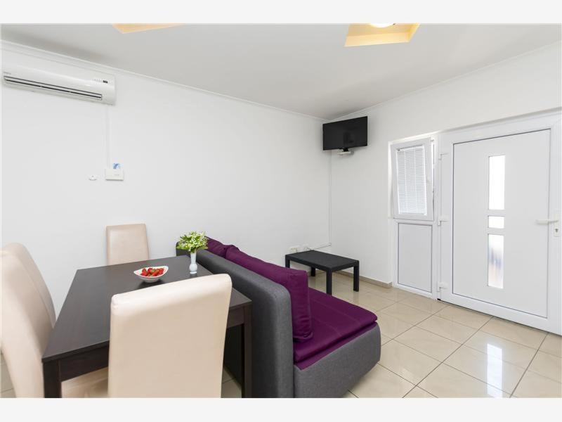 Apartmani Livajic ดูเช ภายนอก รูปภาพ